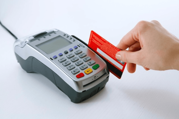 Hướng dẫn cách quẹt thẻ máy POS thanh toán